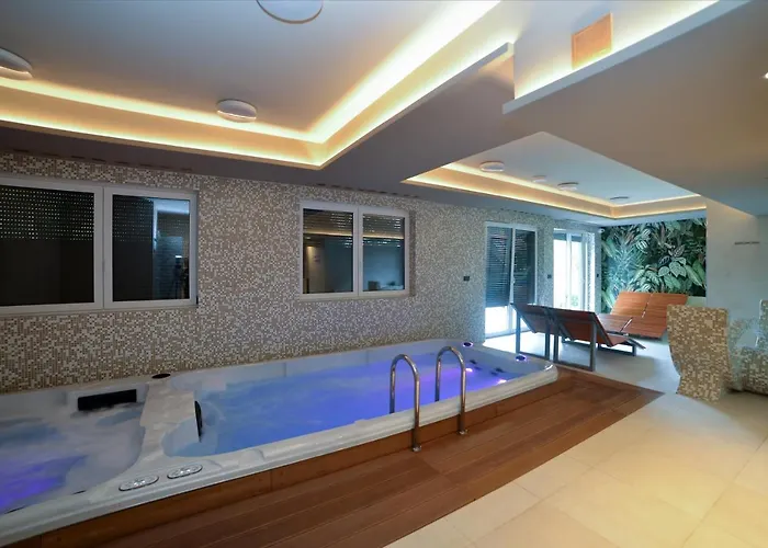 Laguna 21 ポラニツァ・ズドゥルイ